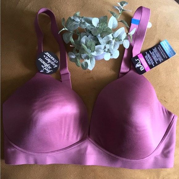 Bali - Comfort Revolution Wireless T-shirt Bra - fits 42C to 40DD - Picture 1 of 7